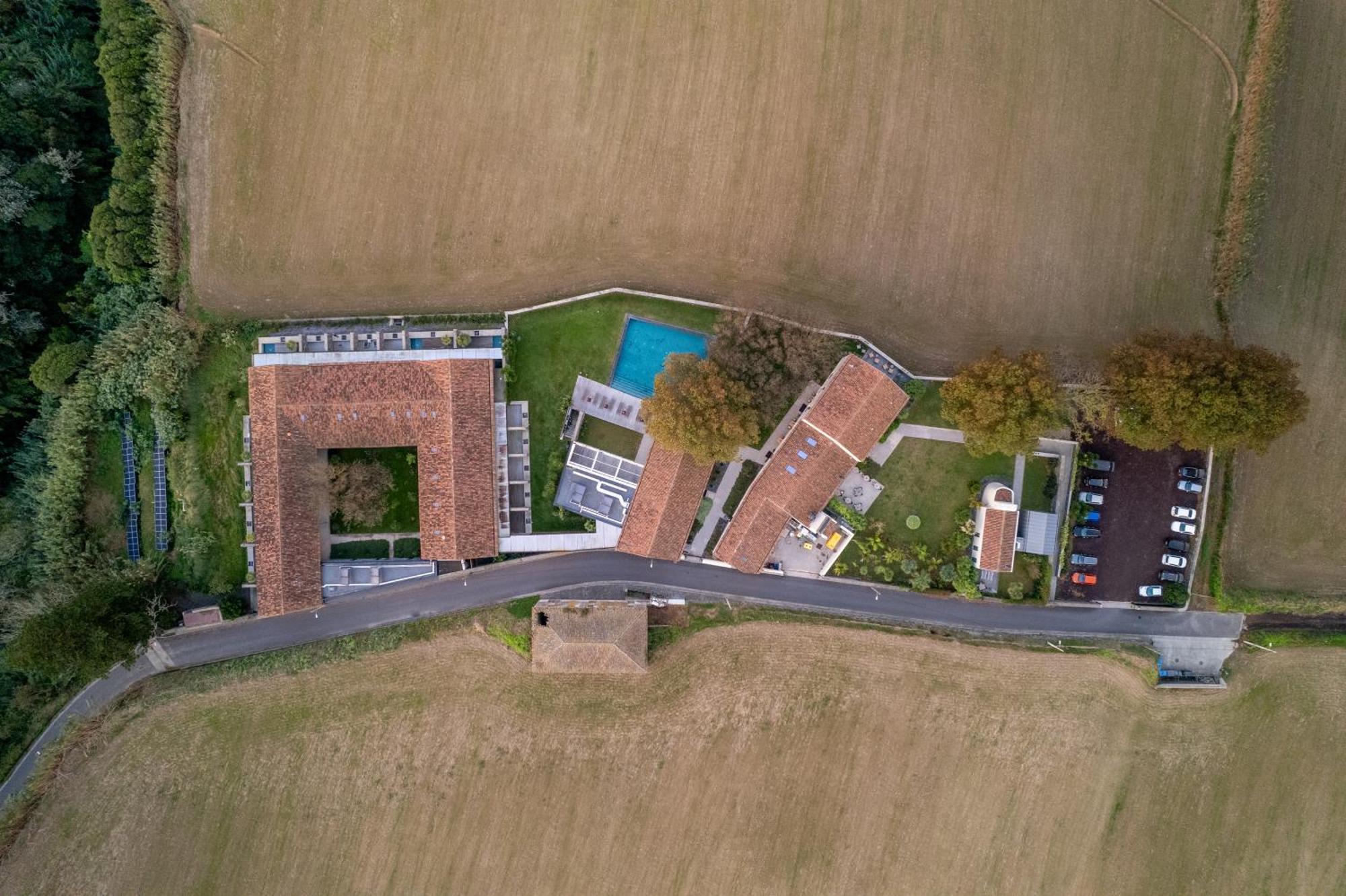 Sensi Azores Nature And Spa Ginetes Exterior photo Aerial view of the village